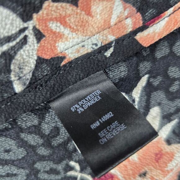 Torrid Knit Crepe Drape Blazer Black Floral 3/4 Sleeve Women's Plus size 2X - Picture 10 of 10